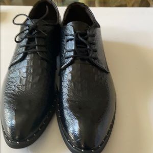 Bulongboge shoes nwot